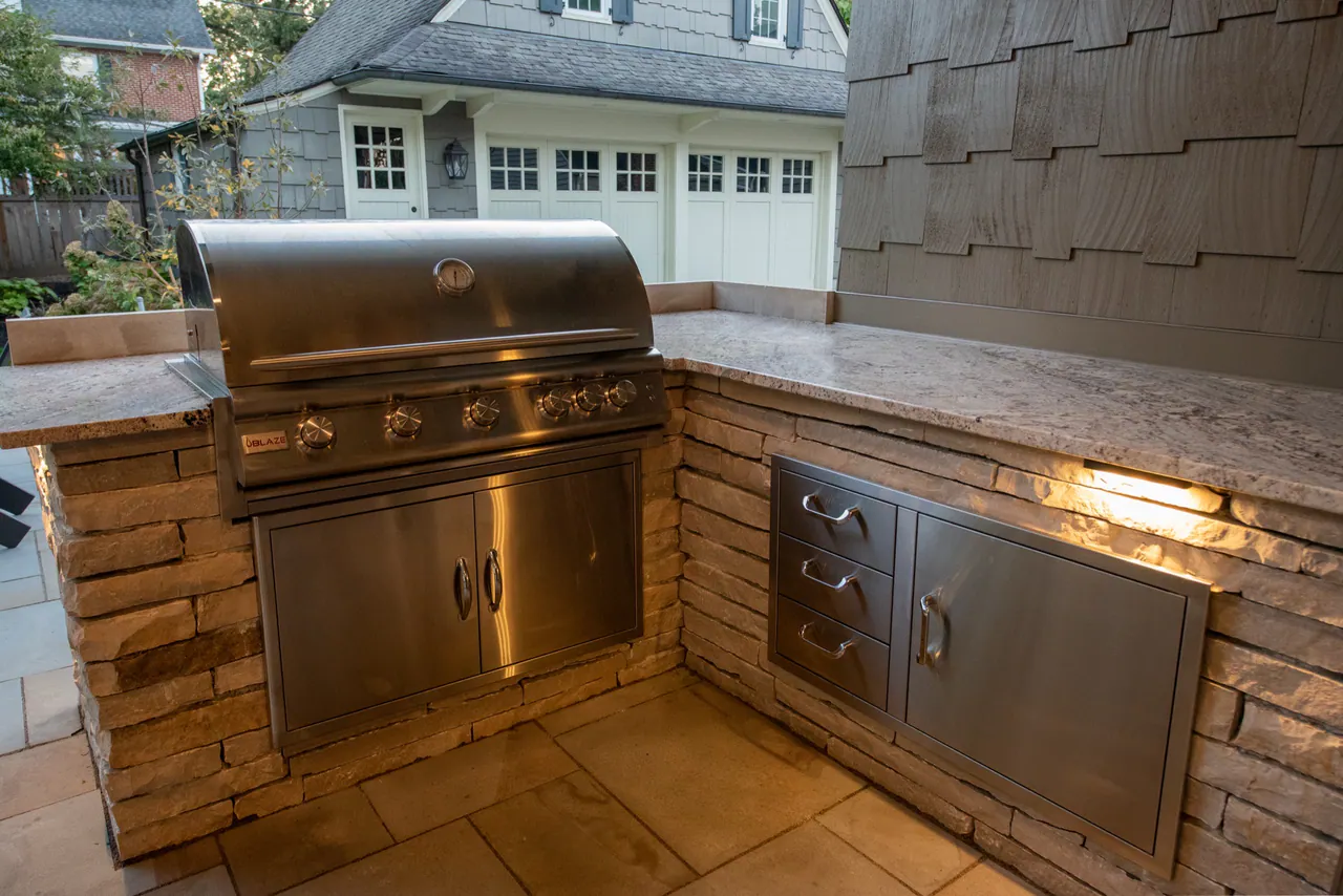 Outdoor Kitchens landscape feature example